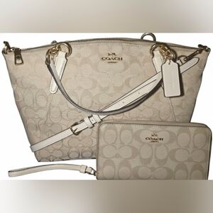 Coach Small Kelsey Khaki Satchel/Crossbody/Shoulder Bag With Wristlet/Wallet